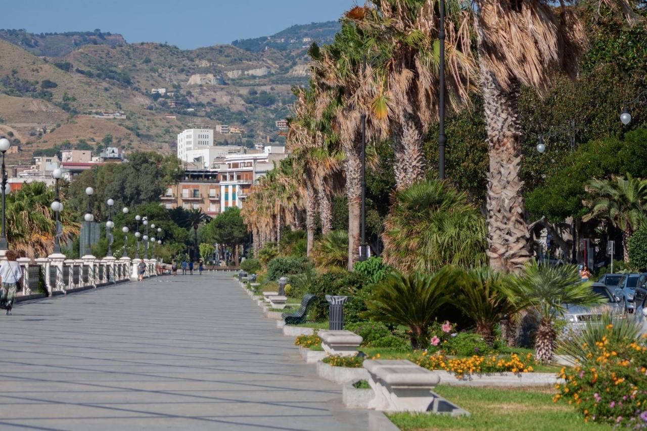 B&B I Bronzi Reggio di Calabria Luaran gambar